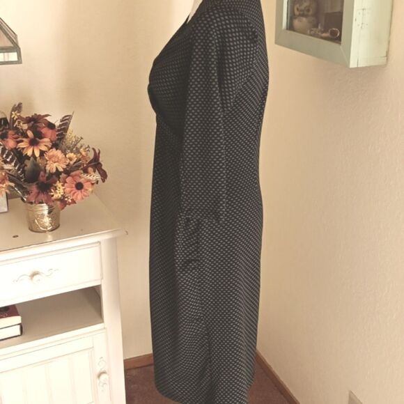 Chadwicks Textured Sheath Dress - Picture 4 of 9